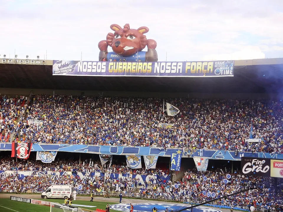 Atlético-MG x Cruzeiro: escalações, placar parcial e onde assistir